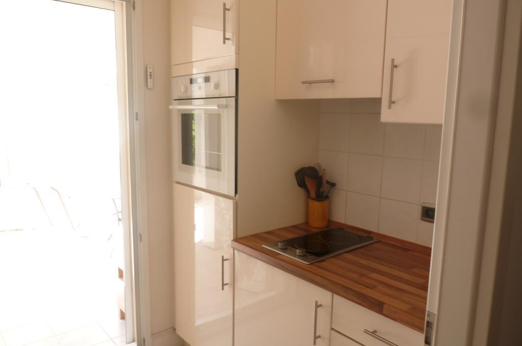 Stunning 2 Bed, 2 Bath Apt On The Cannes Sea Front Has Swimming Pool And Is A Secure Modern Building 464 외부 사진