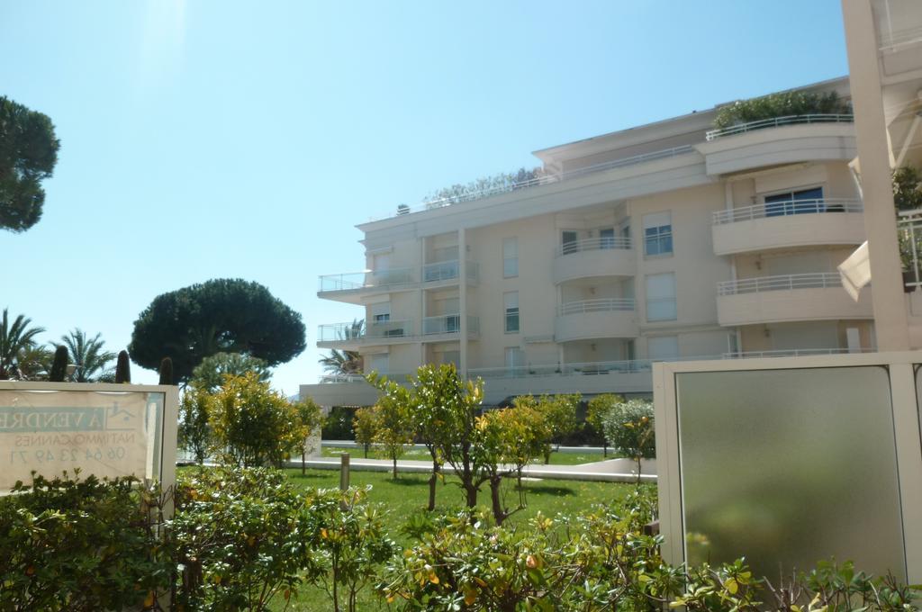 Stunning 2 Bed, 2 Bath Apt On The Cannes Sea Front Has Swimming Pool And Is A Secure Modern Building 464 외부 사진